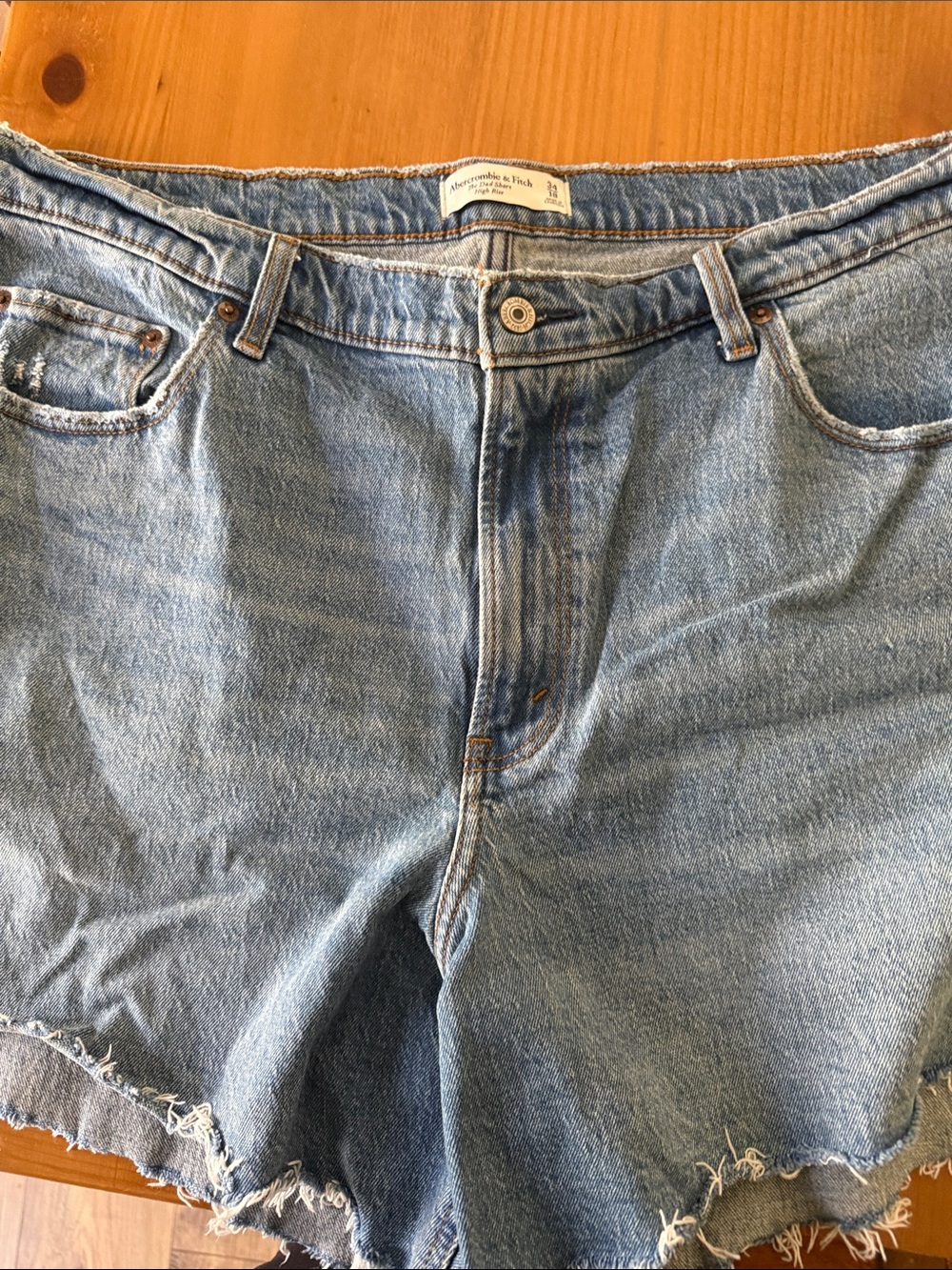 Abercrombie & Fitch Light Blue Frayed Denim Shorts Size 34/18